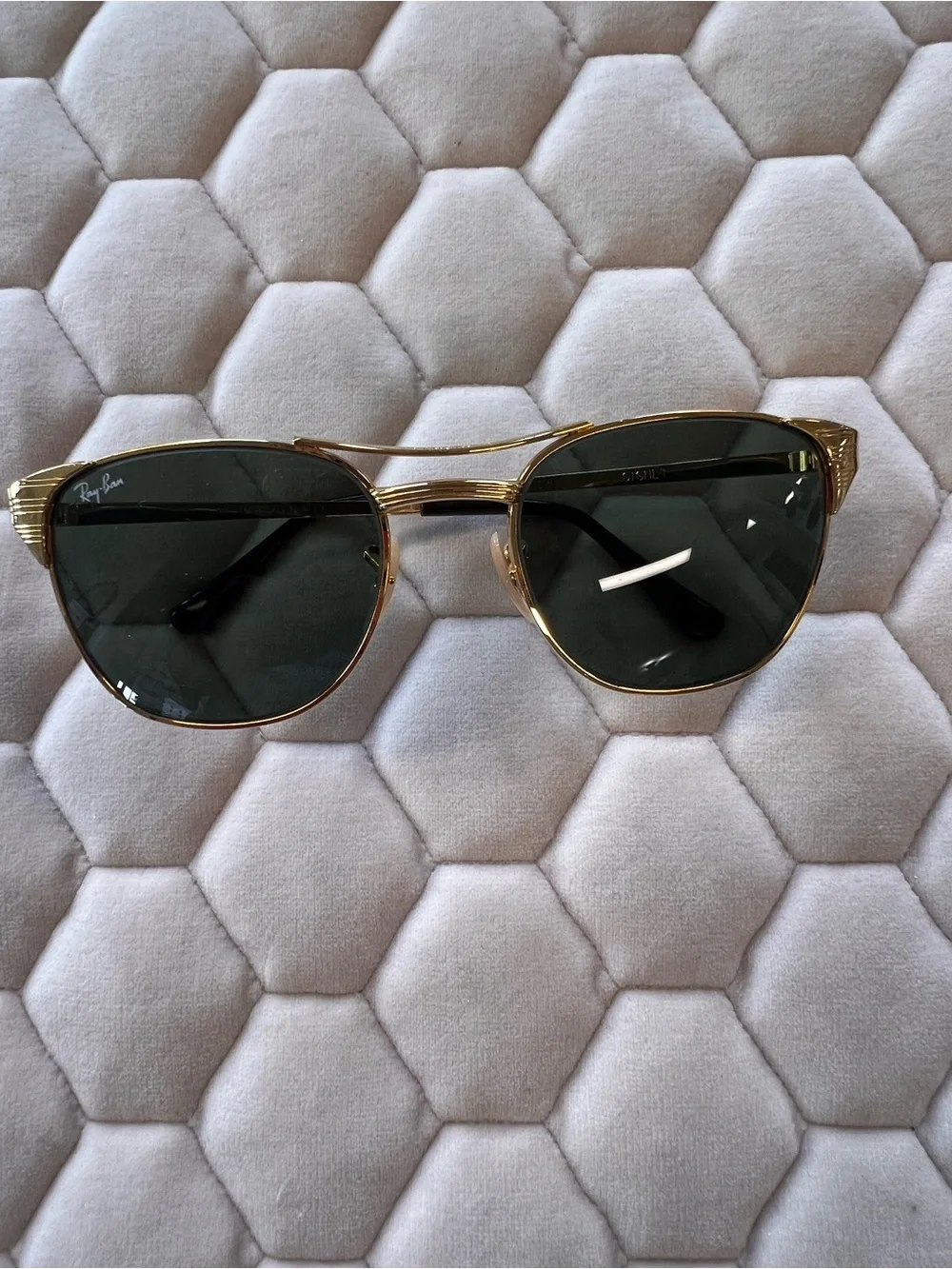 Vintage original Bausch and Lomb  Ray-Ban Gold Sunglass, G-15 green  Lenses.